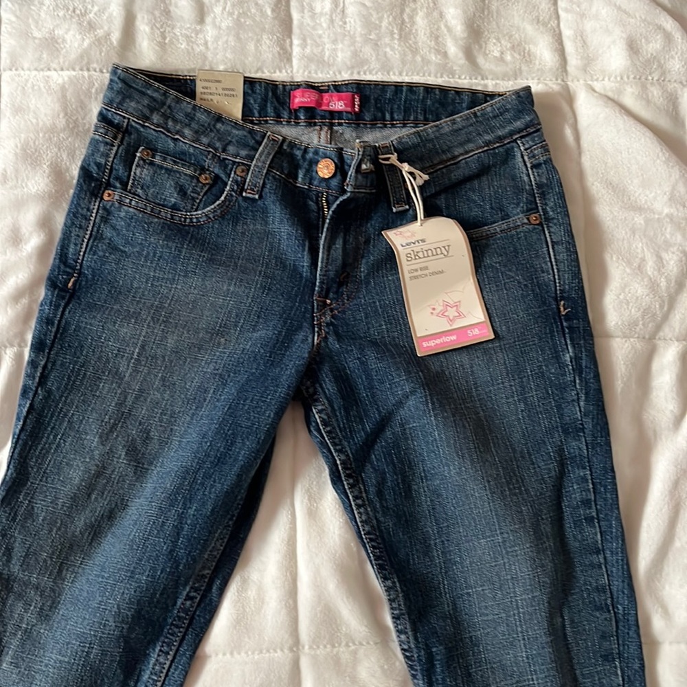 Levi low rise skinny jeans